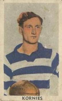 1949 Kornies Victorian Footballers #62 Lindsay White Front